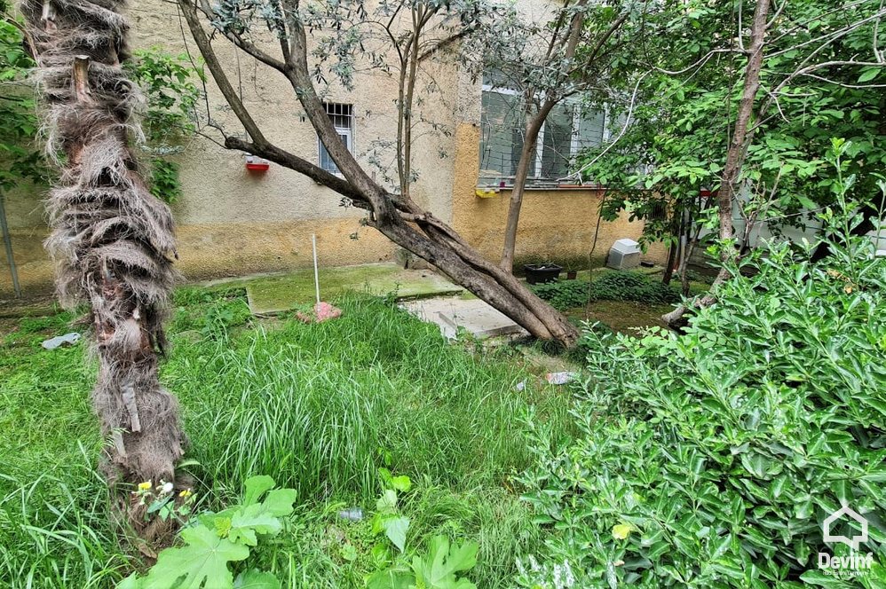 Tirane Shitje Bar-Restorant 2+1+A Rruga Myslym Shyri apartament